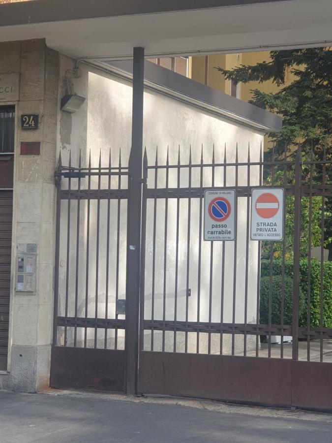 Maffucci 24 Bilocale Molto Spazioso E Moderno Milan Exterior photo